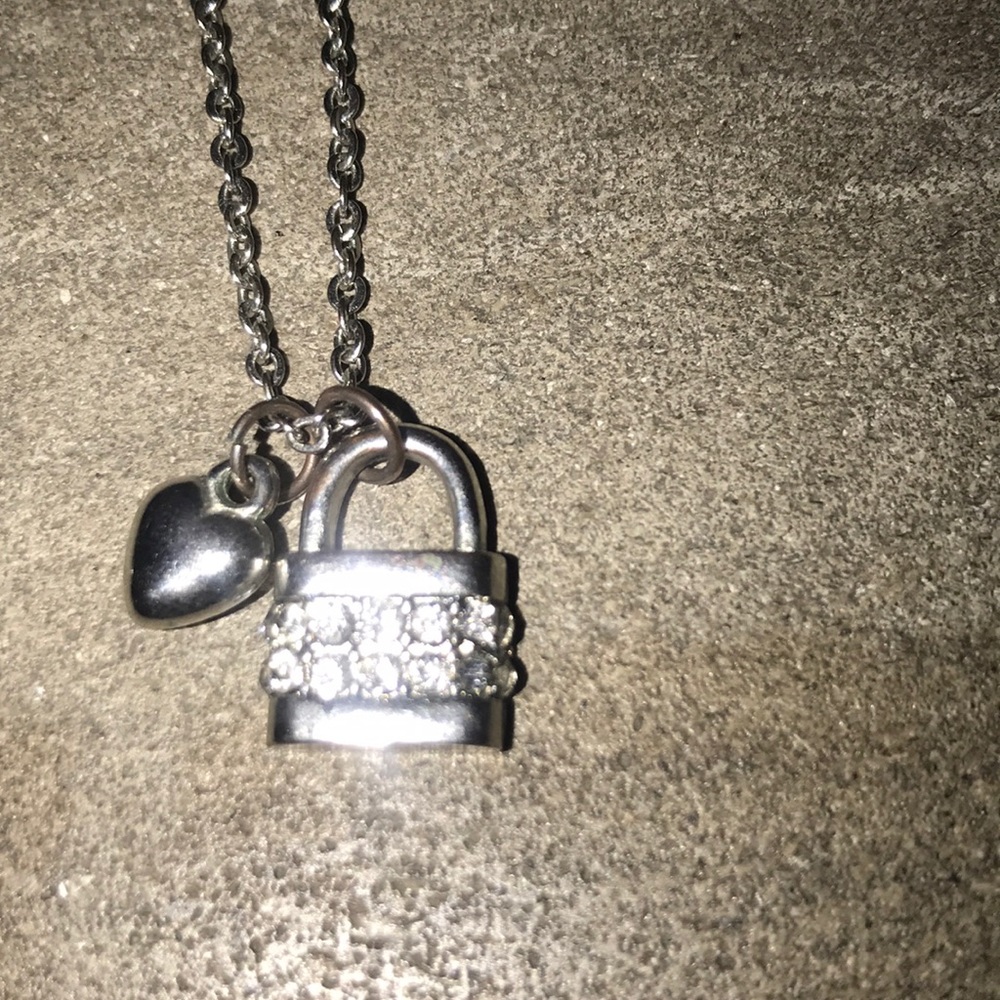Necklace - Picture 5 of 5